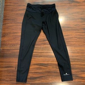 Ronhill | Black/Patterned Reversible Activewear Leggings